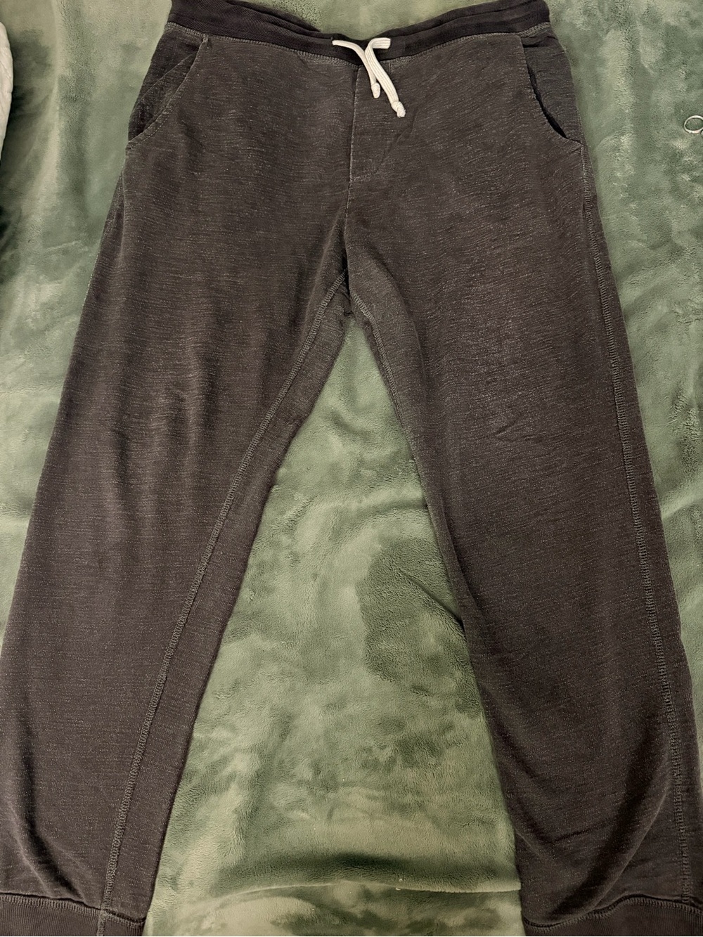 Men's American eagle Gray Sweatpants with Drawstring Waist